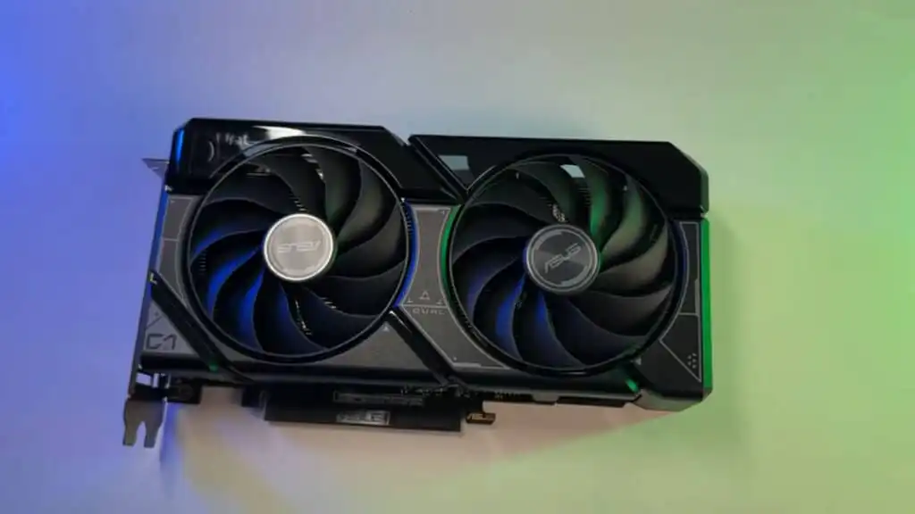 تصميم كارت الشاشة NVIDIA GeForce RTX 4060