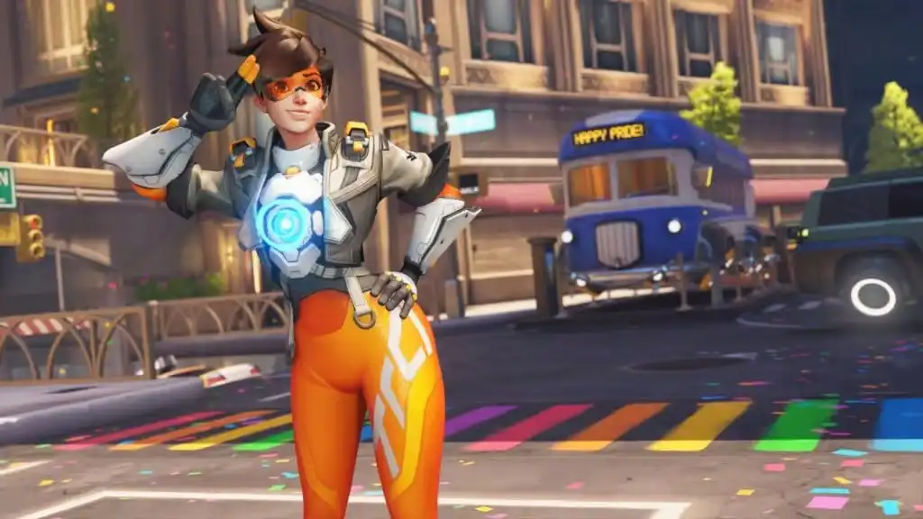 شخصية Tracer