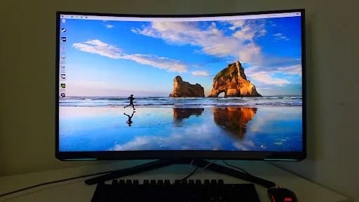شاشة Samsung Odyssey Neo G8