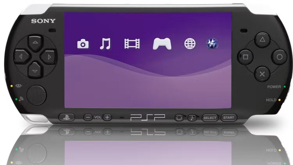 بضائع احتفالية بذكرى 30 عامًا لـ PlayStation تحتفي بجهاز PSP